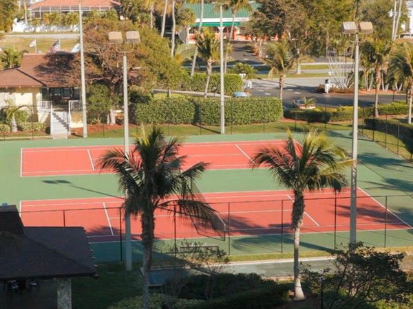 ליבוניה The Charter Club Of Marco Beach מראה חיצוני תמונה
